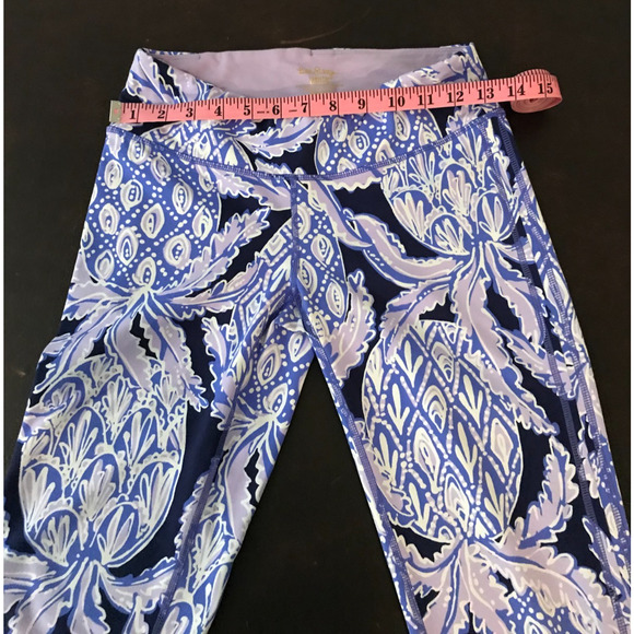 Lilly Pulitzer Luxletic Weekender Cropped Beckon Blue Coco Safari Leggings - MED - Picture 10 of 11